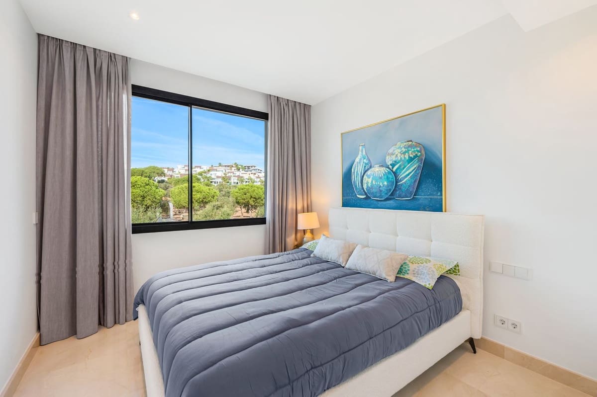 4 bedroom Townhouse for sale in La Cala de Mijas - € 1,199,000 (Ref: 9439077)