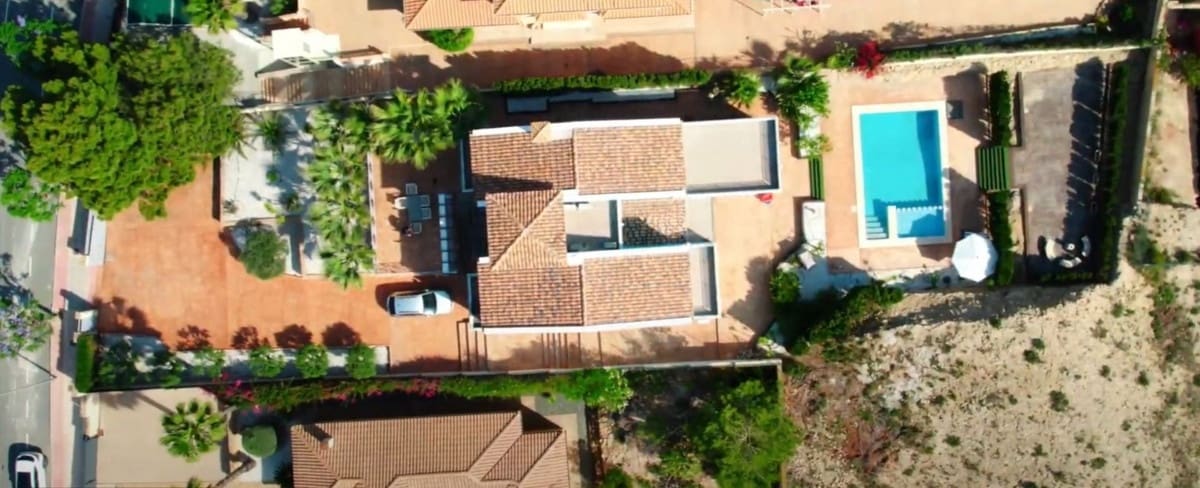 6 makuuhuone Huvila myytävänä paikassa Monforte del Cid - 750 000 € (Ref: 9439080)