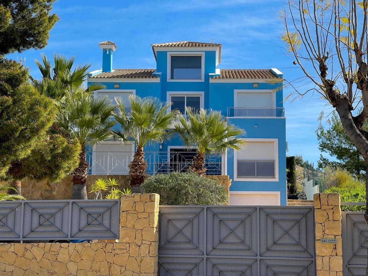 6 Zimmer Villa zu verkaufen in Monforte del Cid - 750.000 € (Ref: 9439080)