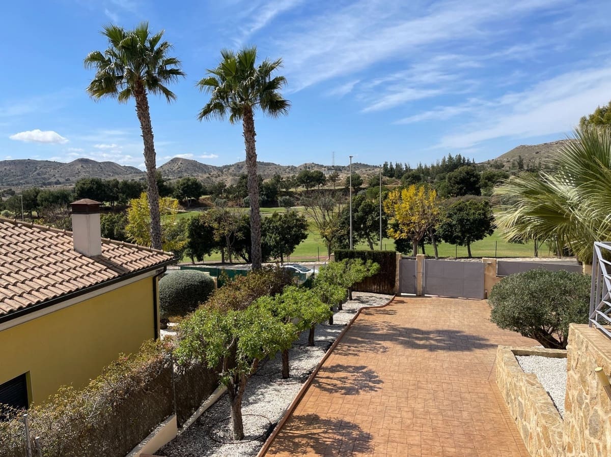 6 Zimmer Villa zu verkaufen in Monforte del Cid - 750.000 € (Ref: 9439080)