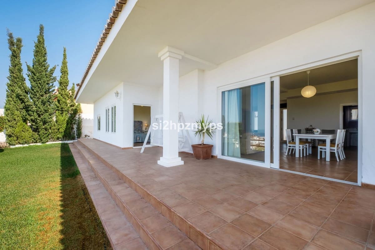 3 bedroom Villa for sale in Torrox - € 675,000 (Ref: 9439086)