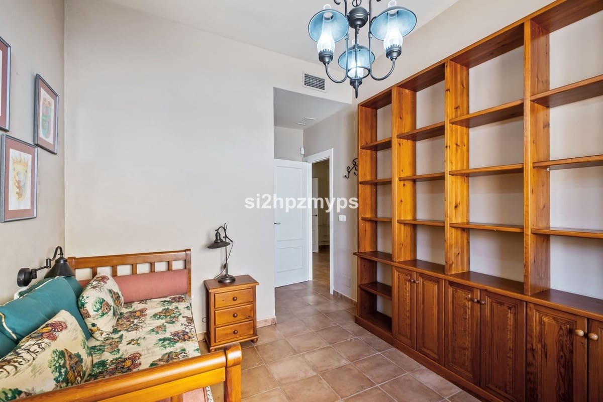 3 bedroom Villa for sale in Torrox - € 675,000 (Ref: 9439086)