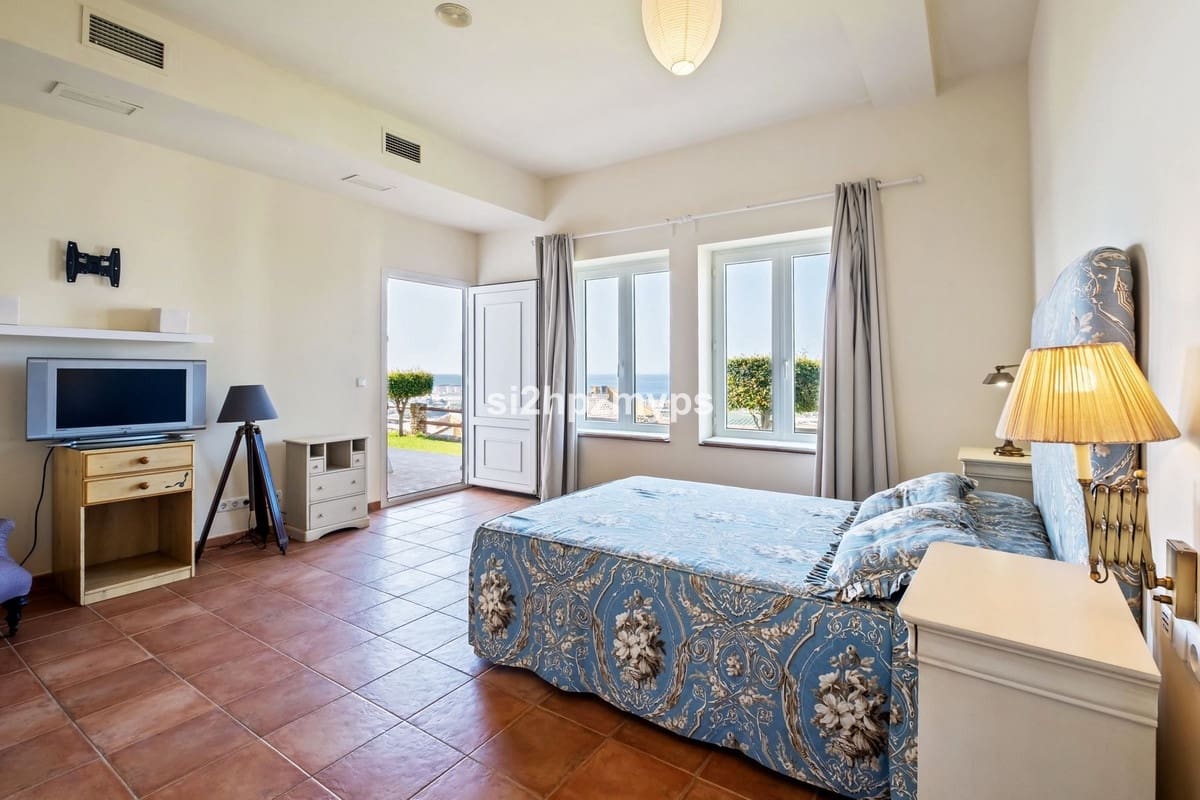 3 bedroom Villa for sale in Torrox - € 675,000 (Ref: 9439086)