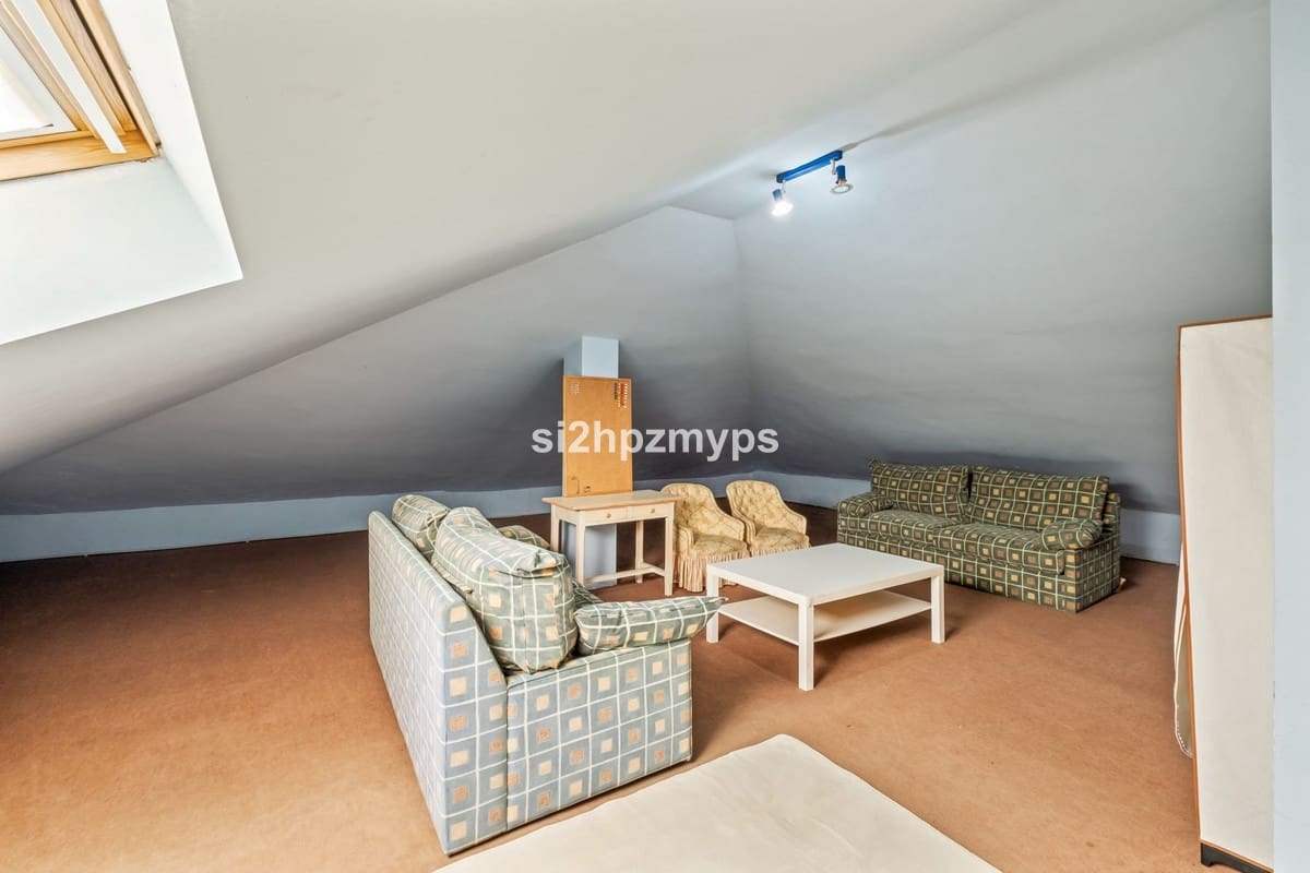 3 bedroom Villa for sale in Torrox - € 675,000 (Ref: 9439086)