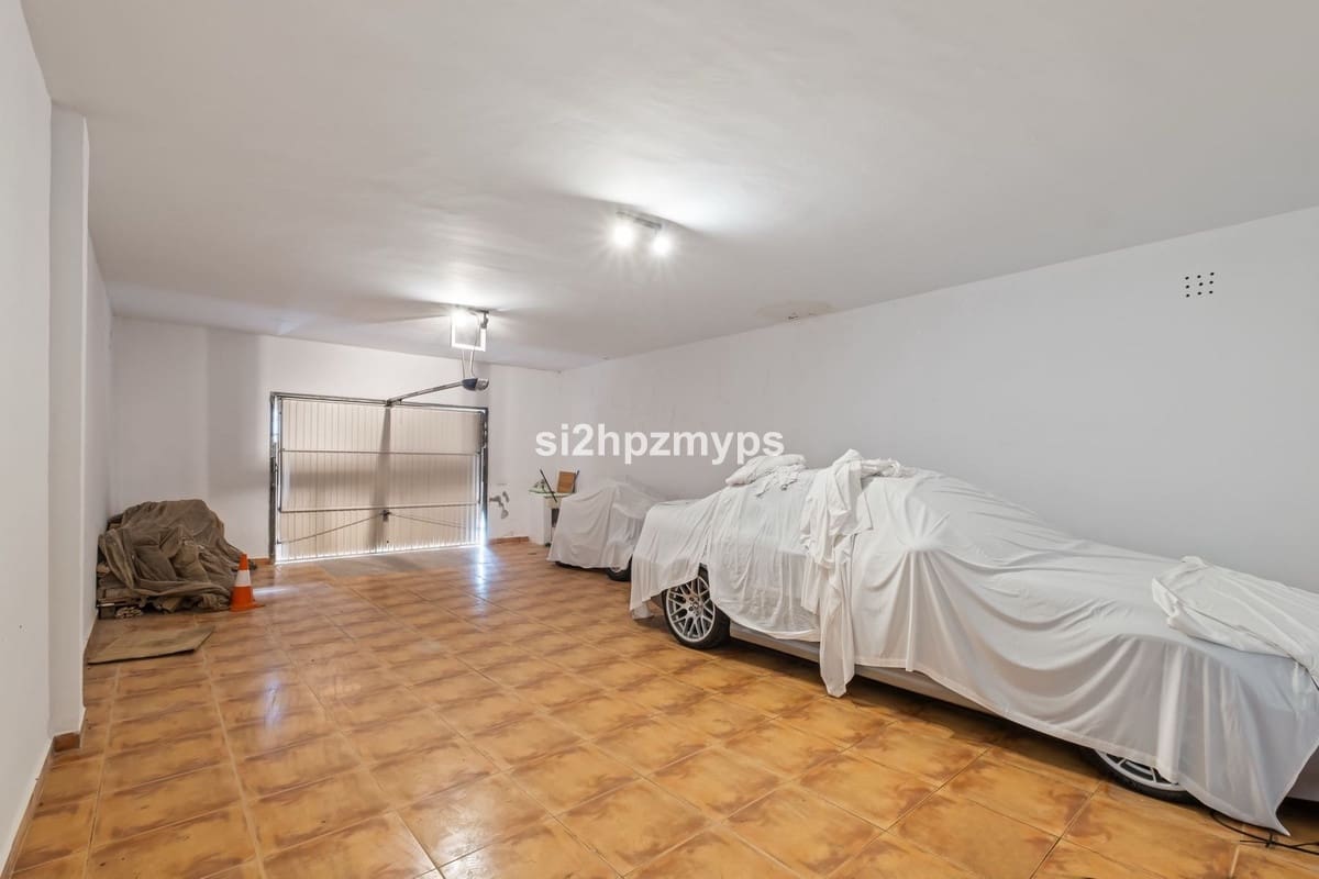 3 bedroom Villa for sale in Torrox - € 675,000 (Ref: 9439086)