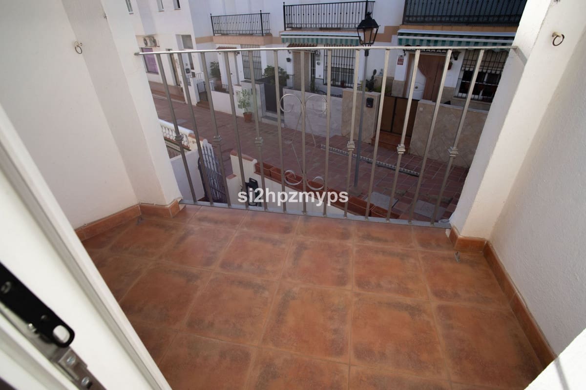 4 soveværelse Byhus til salg i Torrox - € 399.000 (Ref: 9439087)