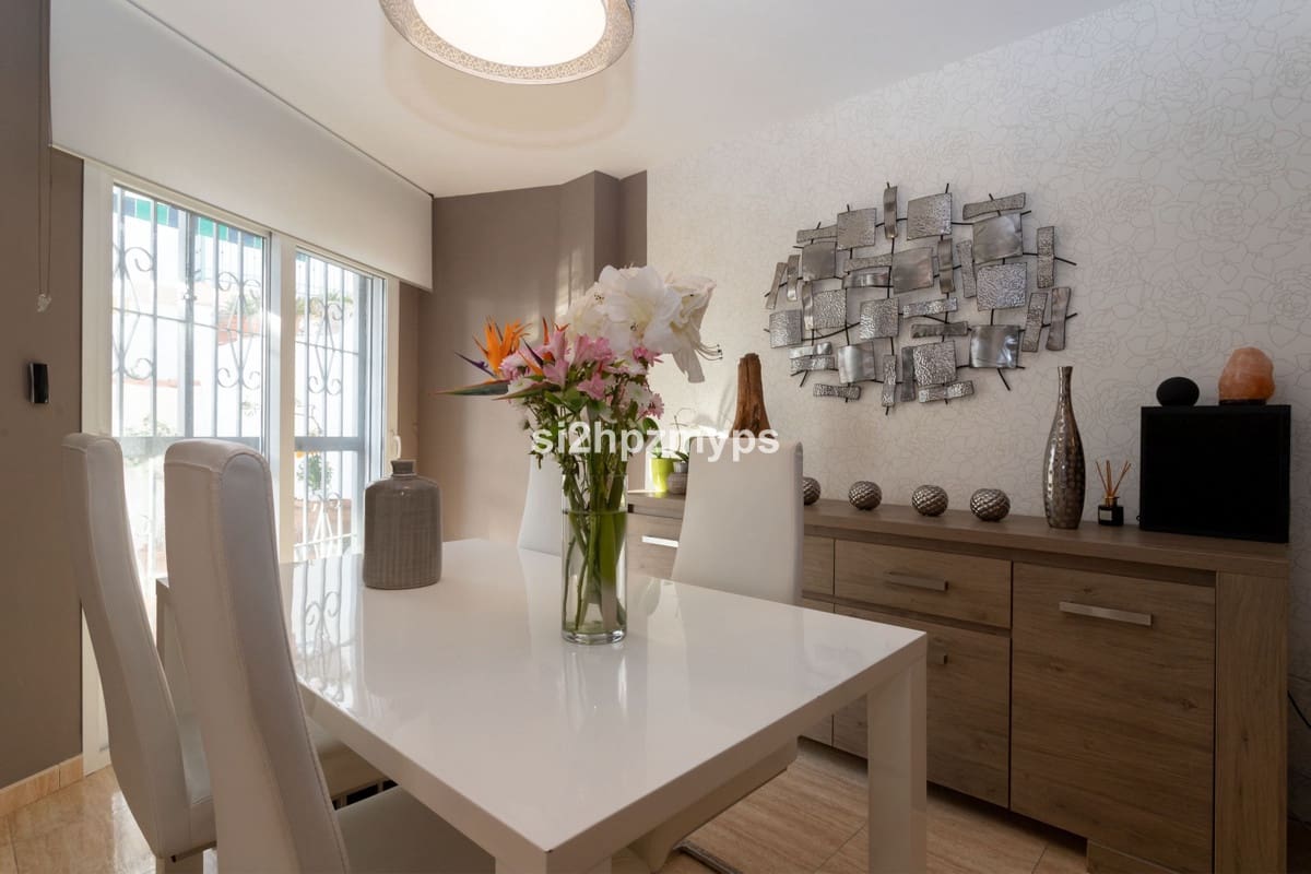 4 sypialnia Dom na sprzedaż w Torrox - 399 000 € (Ref: 9439087)