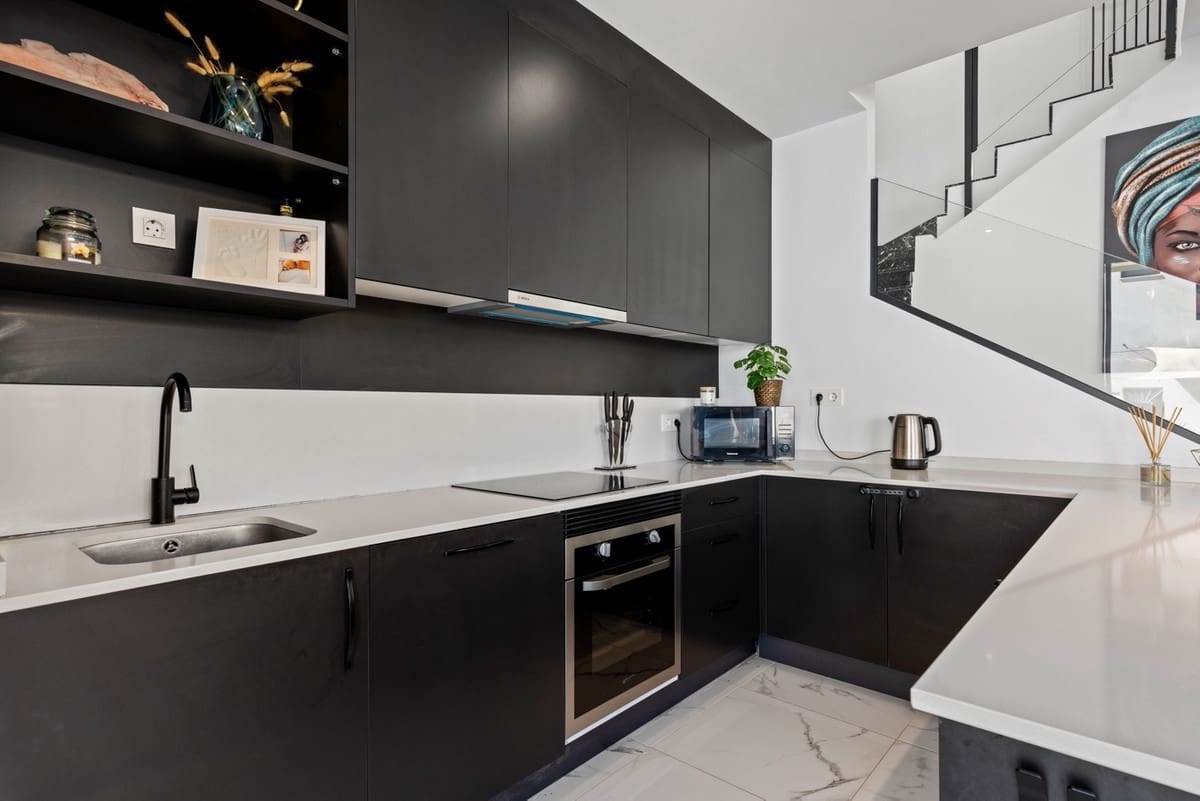 3 bedroom Villa for sale in Los Montesinos - € 399,000 (Ref: 9439089)