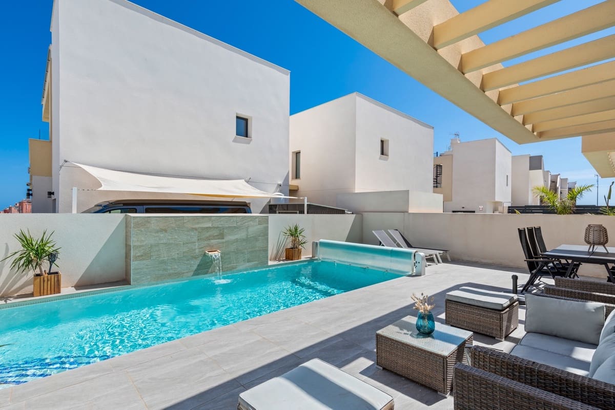 3 bedroom Villa for sale in Los Montesinos - € 399,000 (Ref: 9439089)