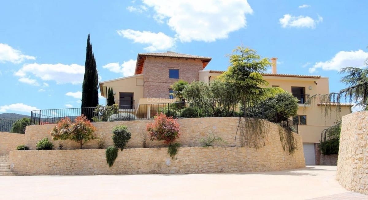6 bedroom Villa for sale in Penaguila - € 2,500,000 (Ref: 9439090)