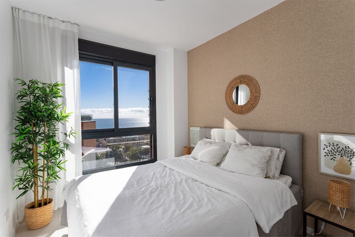 3 bedroom Apartment for sale in Fuengirola - € 749,000 (Ref: 9439093)