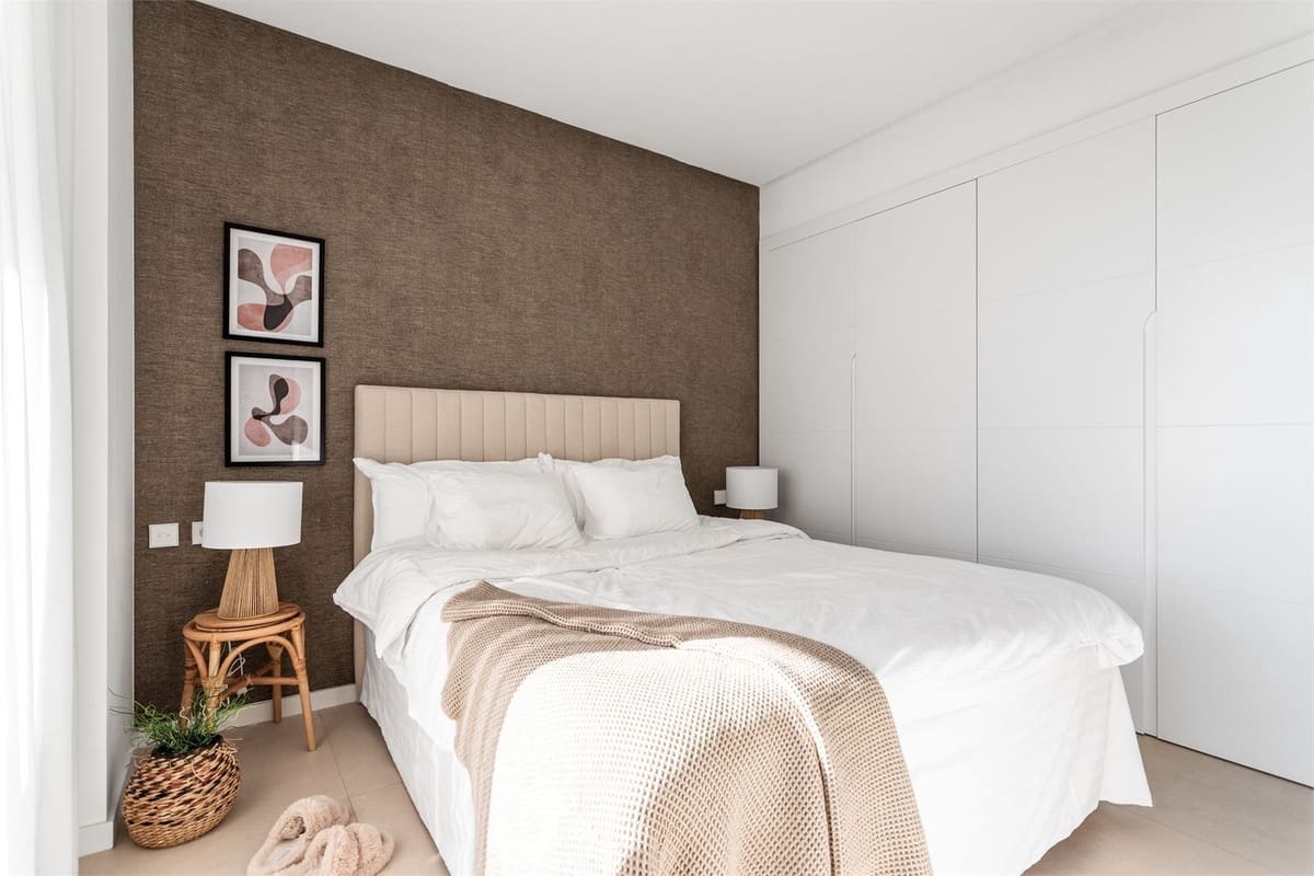 3 bedroom Apartment for sale in Fuengirola with garage - € 749,000 (Ref: 9439093)