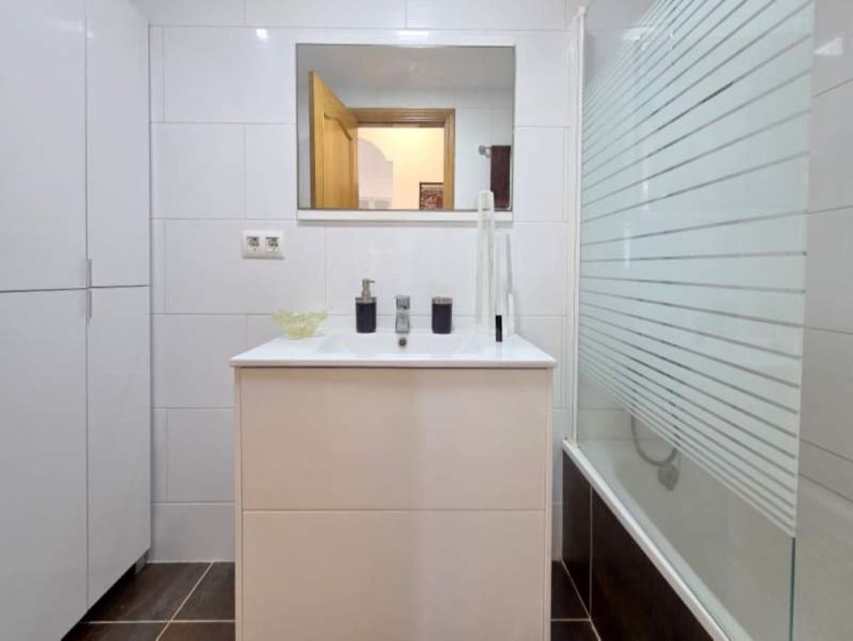 2 sypialnia Apartament na sprzedaż w San Luis de Sabinillas - 269 000 € (Ref: 9439105)