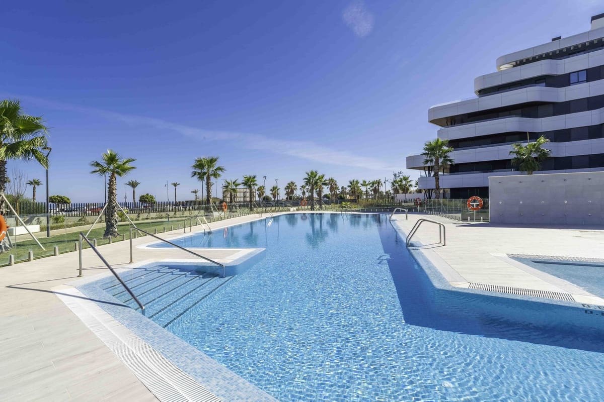 4 soveværelse Penthouse til salg i Torremolinos med garage - € 2.180.000 (Ref: 9439106)