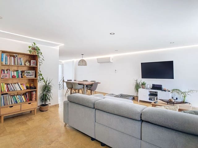 5 soveværelse Byhus til salg i Torremolinos - € 750.000 (Ref: 9439108)