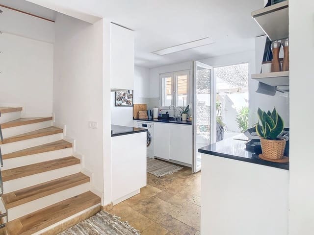 5 soveværelse Byhus til salg i Torremolinos - € 750.000 (Ref: 9439108)