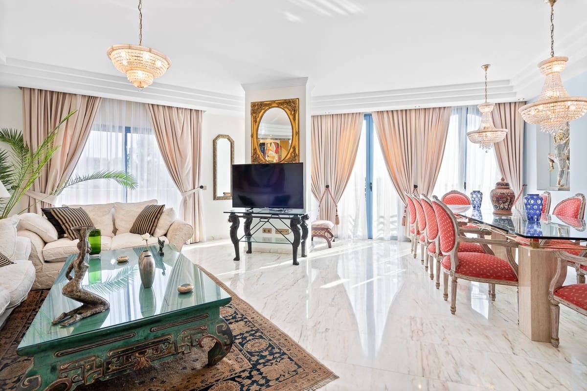 5 sypialnia Penthouse na sprzedaż w Torrequebrada - 1 085 000 € (Ref: 9439110)