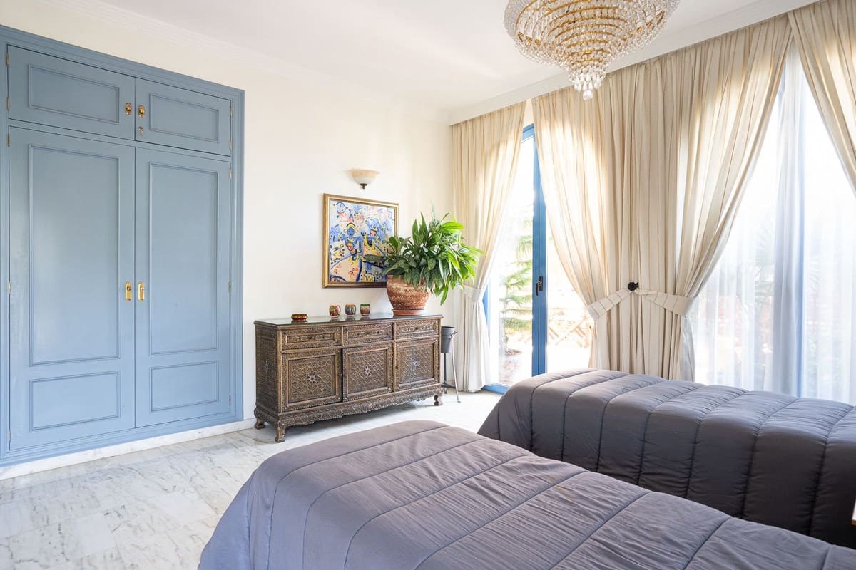 5 sypialnia Penthouse na sprzedaż w Torrequebrada - 1 085 000 € (Ref: 9439110)