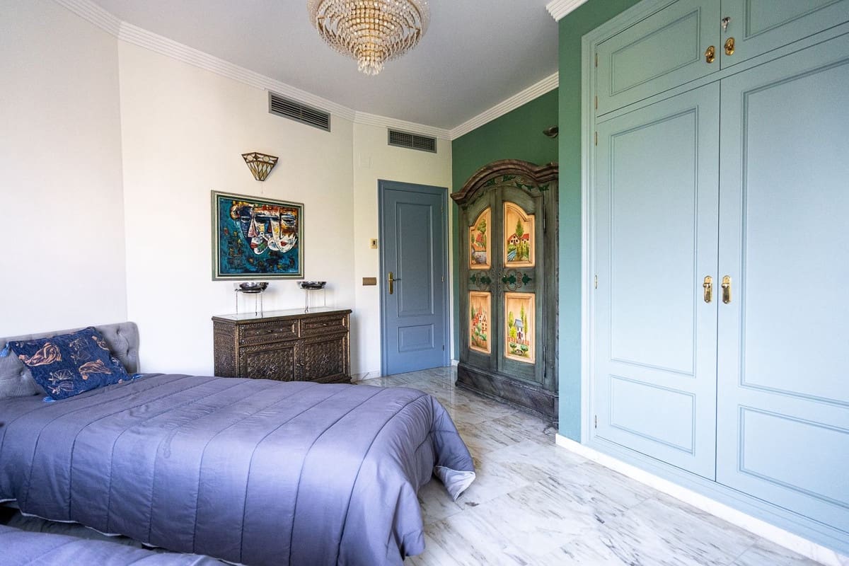 5 sypialnia Penthouse na sprzedaż w Torrequebrada - 1 085 000 € (Ref: 9439110)