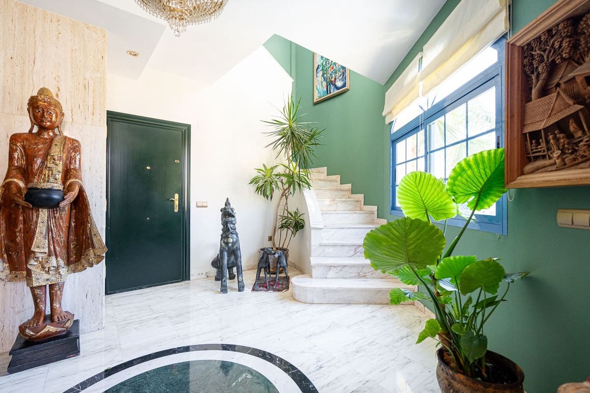 5 sypialnia Penthouse na sprzedaż w Torrequebrada - 1 085 000 € (Ref: 9439110)