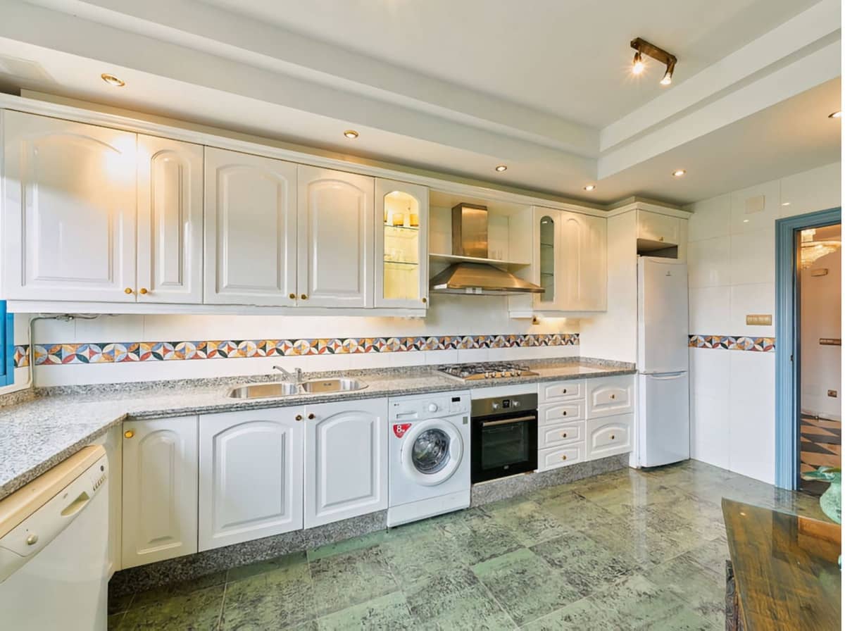 5 sypialnia Penthouse na sprzedaż w Torrequebrada - 1 085 000 € (Ref: 9439110)