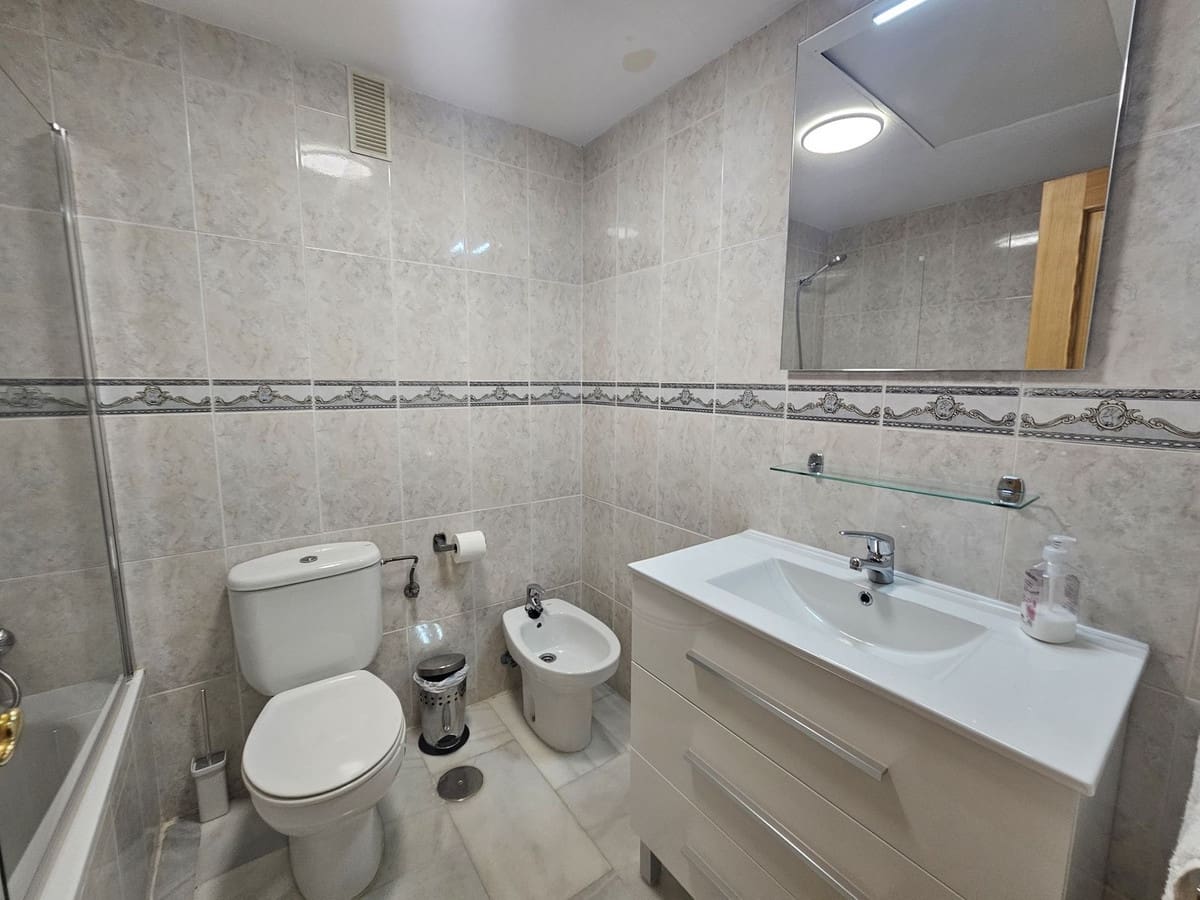 2 makuuhuone Huoneisto myytävänä paikassa Miraflores - 375 000 € (Ref: 9439111)