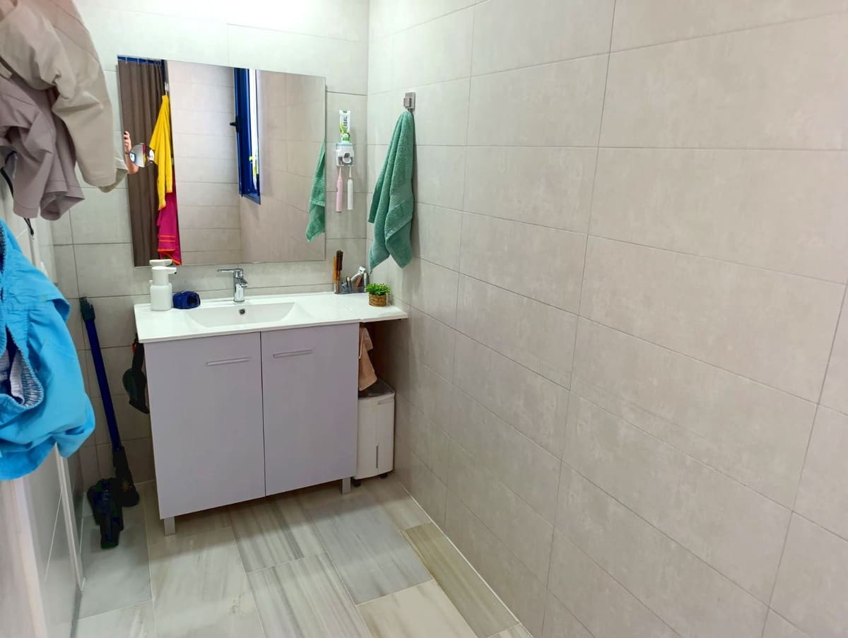 1 slaapkamer Appartement te koop in Fuengirola - € 250.000 (Ref: 9439113)