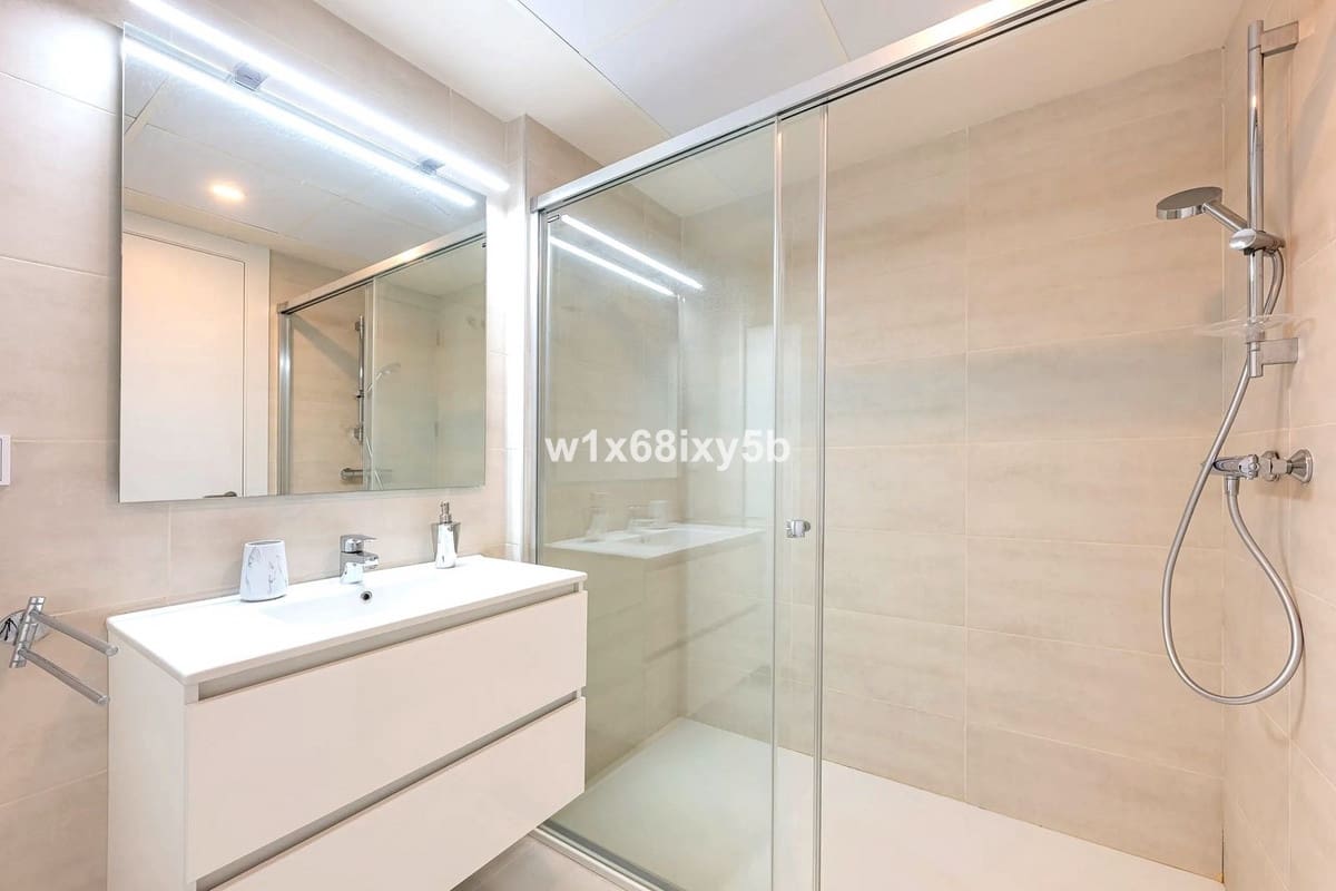 2 soverom Leilighet til salgs i New Golden Mile - € 487 000 (Ref: 9439115)