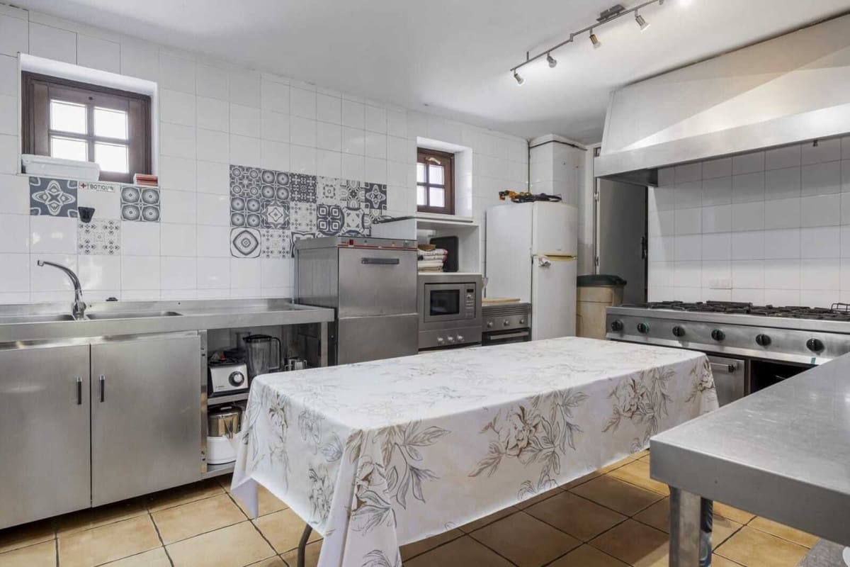 9 soveværelse Villa til salg i Cortes de la Frontera - € 975.000 (Ref: 9439116)