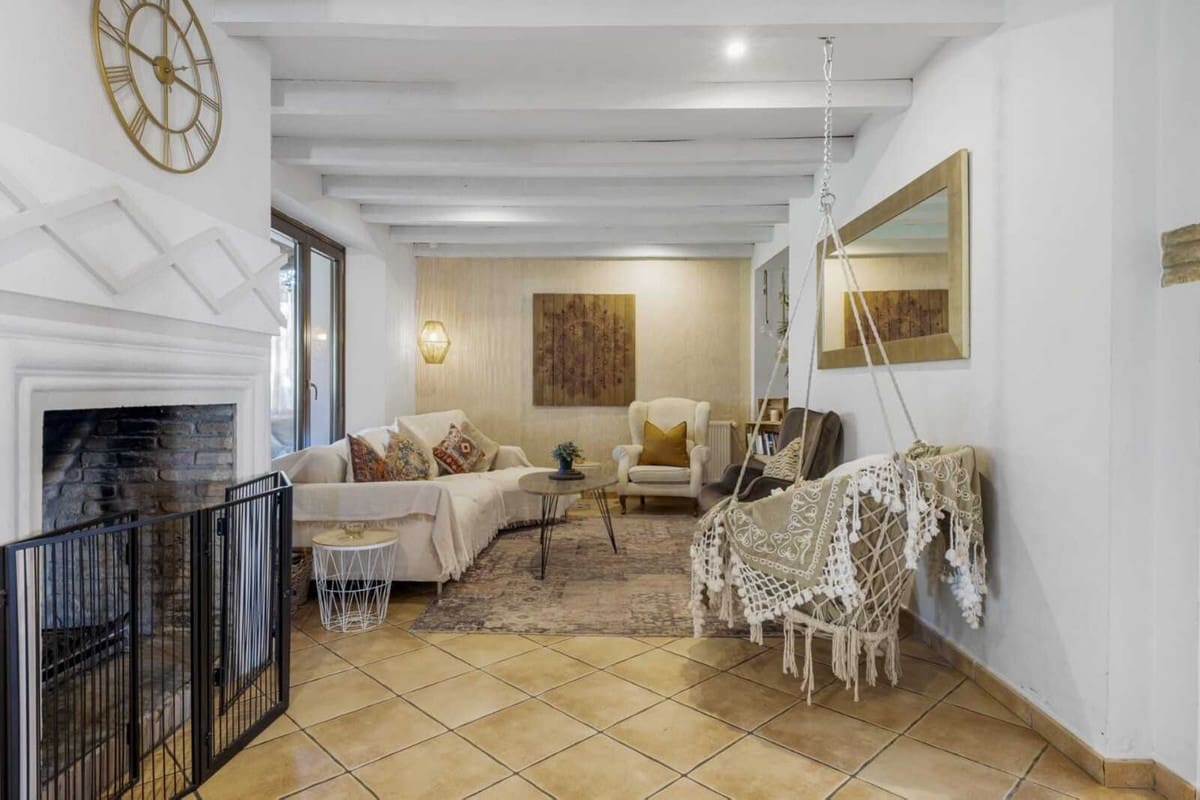 9 soverom Villa til salgs i Cortes de la Frontera med svømmebasseng - € 975 000 (Ref: 9439116)