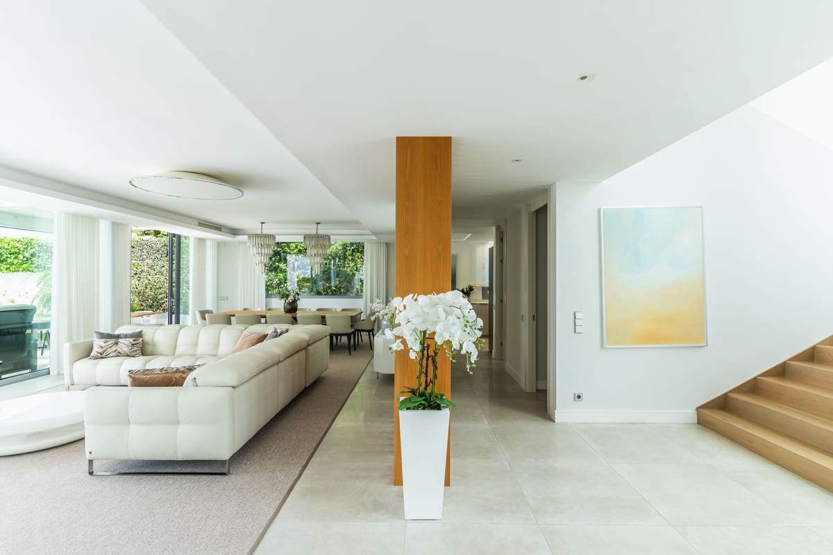 5 soverom Villa til salgs i Marbella - € 3 800 000 (Ref: 9439119)