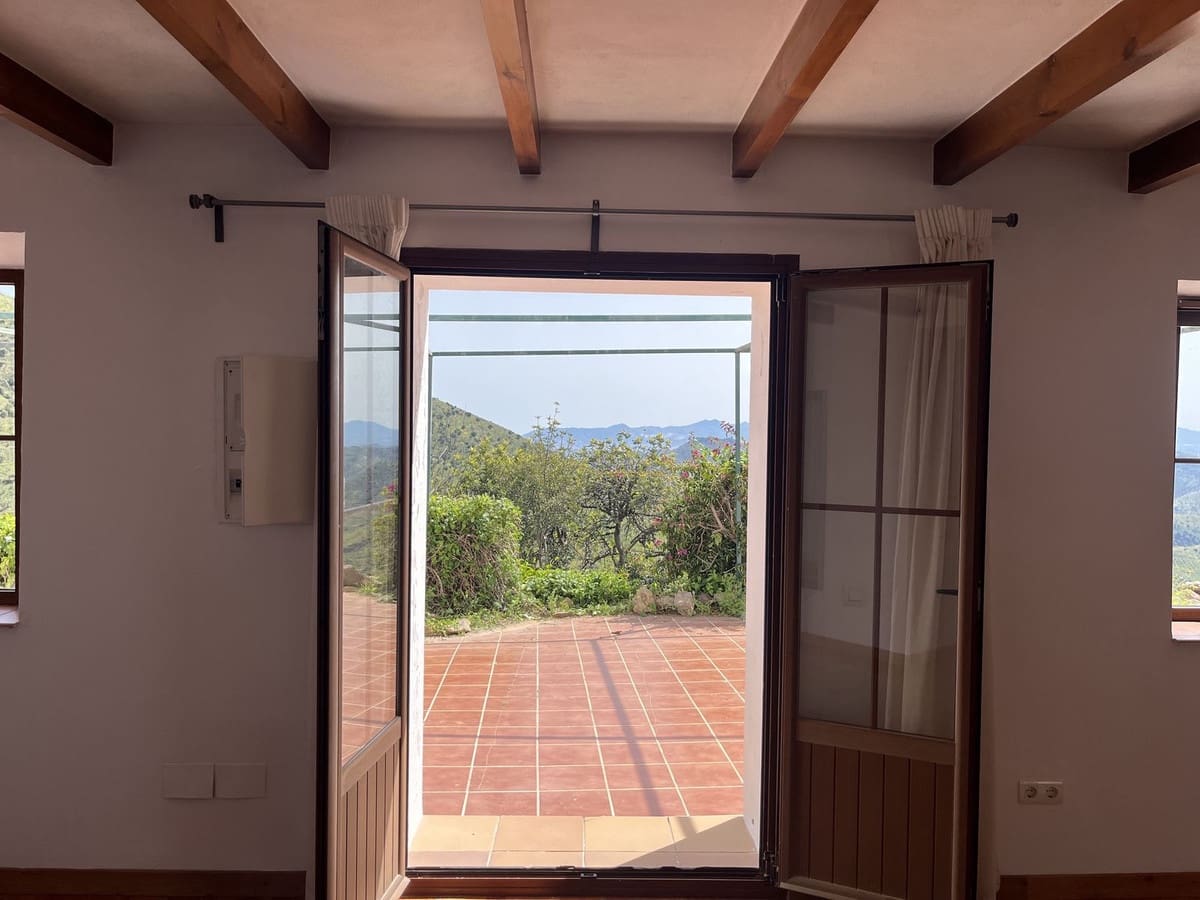 4 quarto Quinta/Casa Rural para venda em Almogia - 299 000 € (Ref: 9439123)