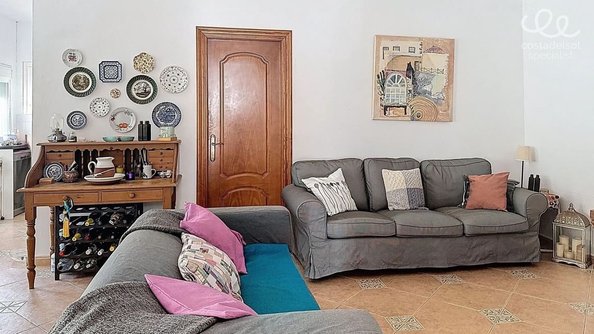 4 chambre Finca/Maison de Campagne à vendre à Comares - 349 000 € (Ref: 9439131)