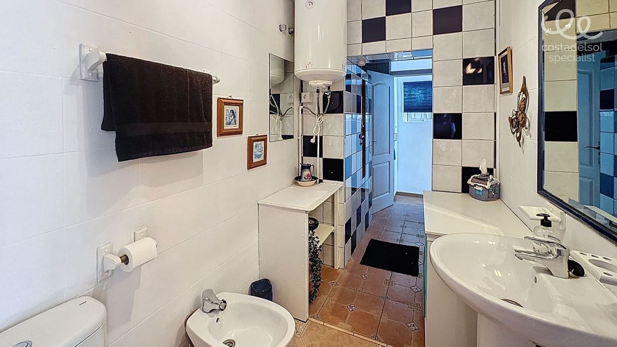 4 chambre Finca/Maison de Campagne à vendre à Comares - 349 000 € (Ref: 9439131)