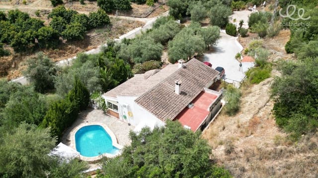 4 sovrum Finca/Hus på landet till salu i Comares med pool - 349 000 € (Ref: 9439131)