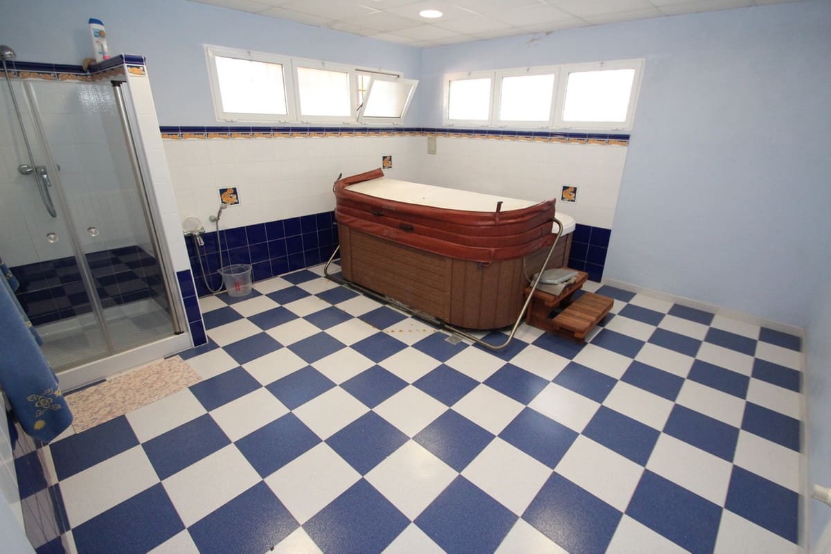 6 slaapkamer Finca/Landhuis te koop in La Murada - € 1.499.000 (Ref: 9439132)