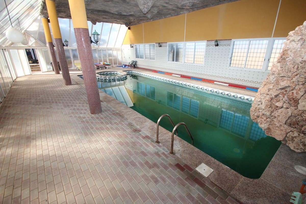 6 slaapkamer Finca/Landhuis te koop in La Murada - € 1.499.000 (Ref: 9439132)