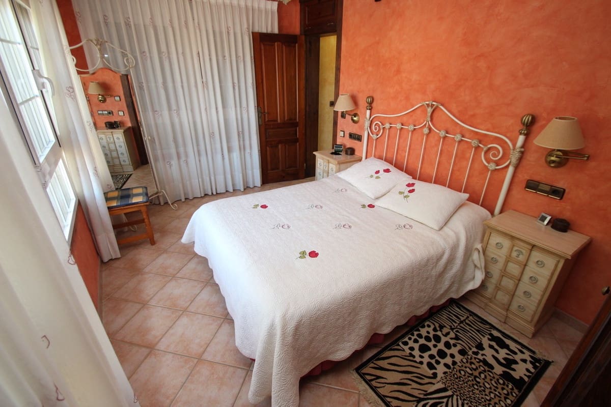 6 soveværelse Finca/Landehus til salg i La Murada - € 1.499.000 (Ref: 9439132)