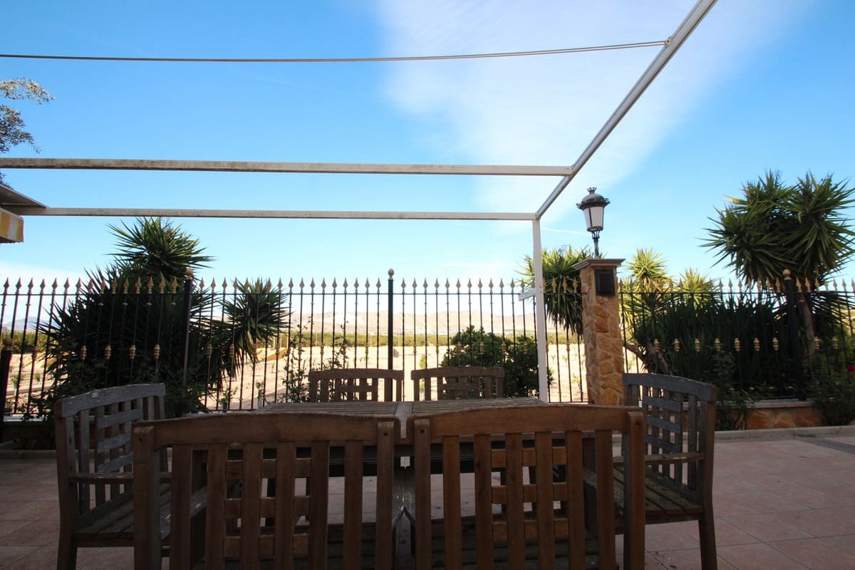 6 soveværelse Finca/Landehus til salg i La Murada - € 1.499.000 (Ref: 9439132)