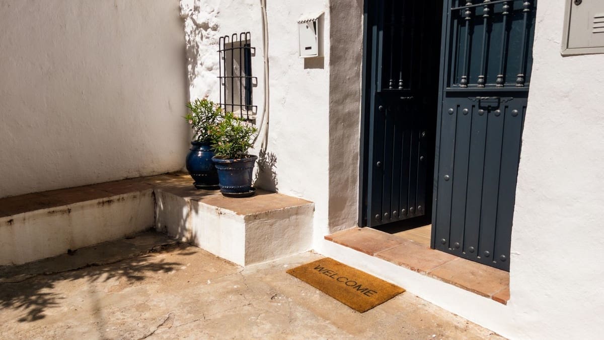 2 soverom Hus til salgs i Guaro - € 219 000 (Ref: 9439133)