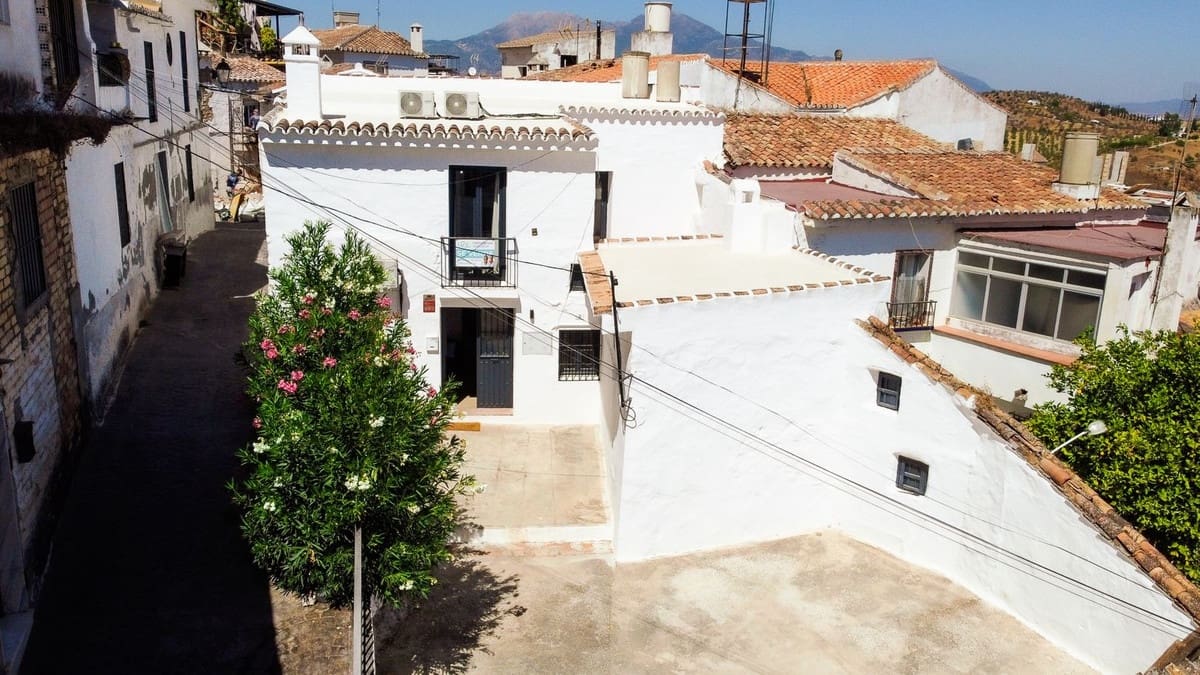 2 soverom Hus til salgs i Guaro - € 219 000 (Ref: 9439133)