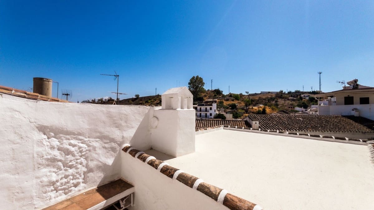 2 soverom Hus til salgs i Guaro - € 219 000 (Ref: 9439133)