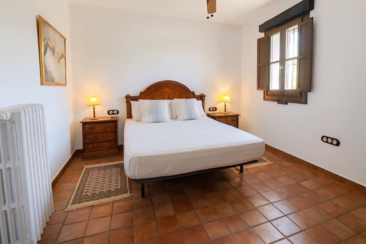 5 soveværelse Villa til salg i Ronda med swimmingpool - € 695.000 (Ref: 9439135)