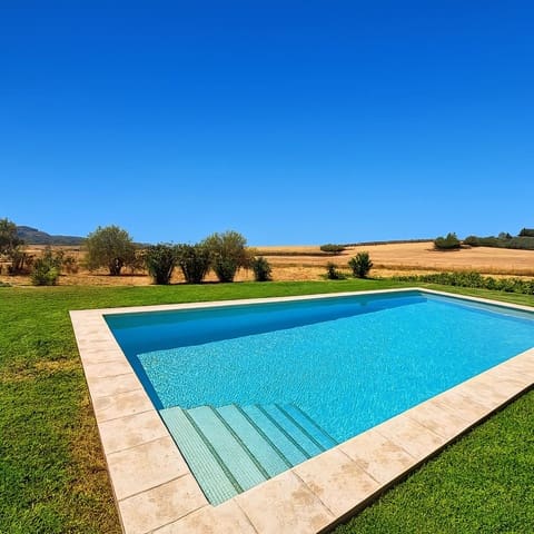5 bedroom Villa for sale in Ronda with pool - € 695,000 (Ref: 9439135)