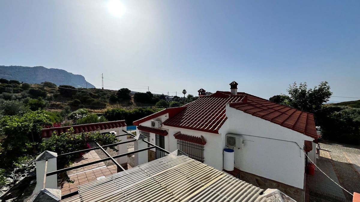 5 bedroom Finca/Country House for sale in Villanueva de la Concepcion - € 449,000 (Ref: 9439136)