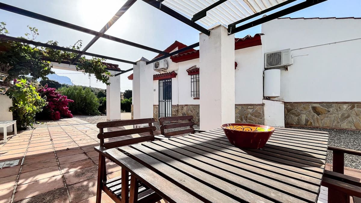 5 bedroom Finca/Country House for sale in Villanueva de la Concepcion - € 449,000 (Ref: 9439136)