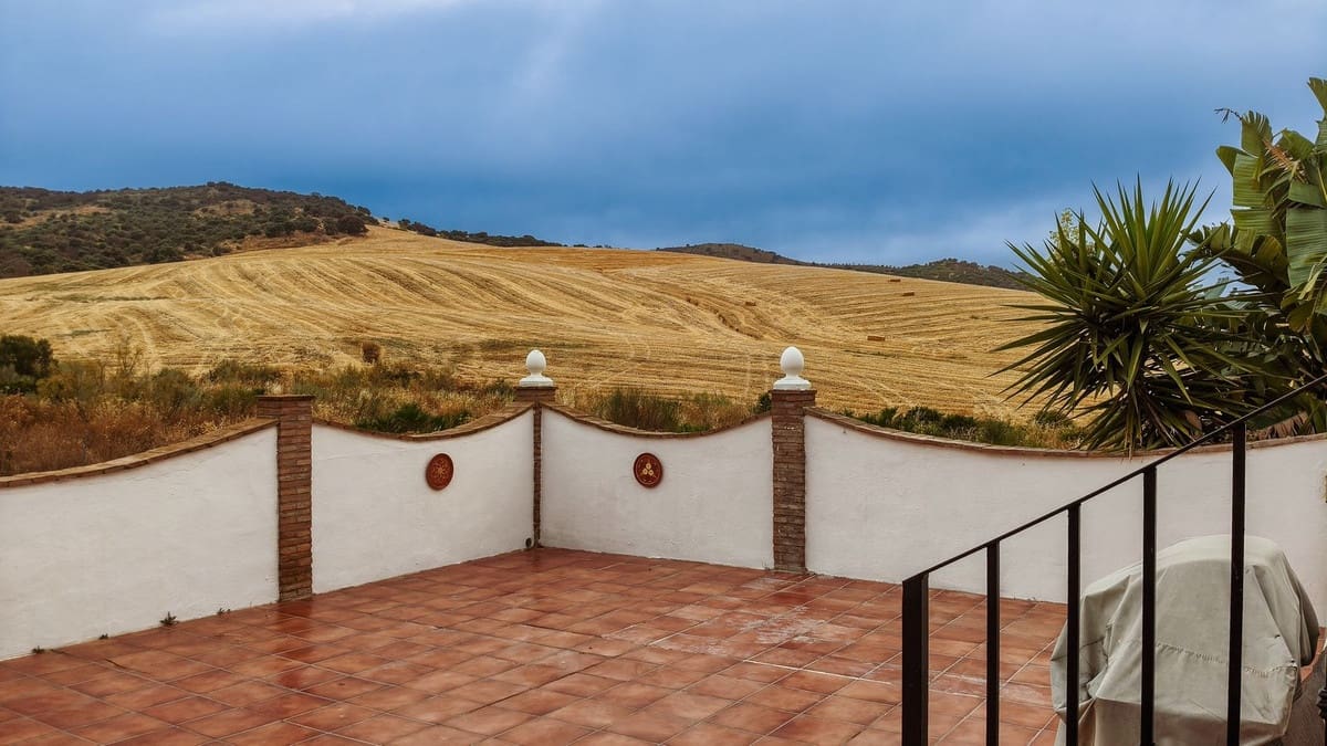 3 bedroom Finca/Country House for sale in Almogia - € 295,000 (Ref: 9439138)