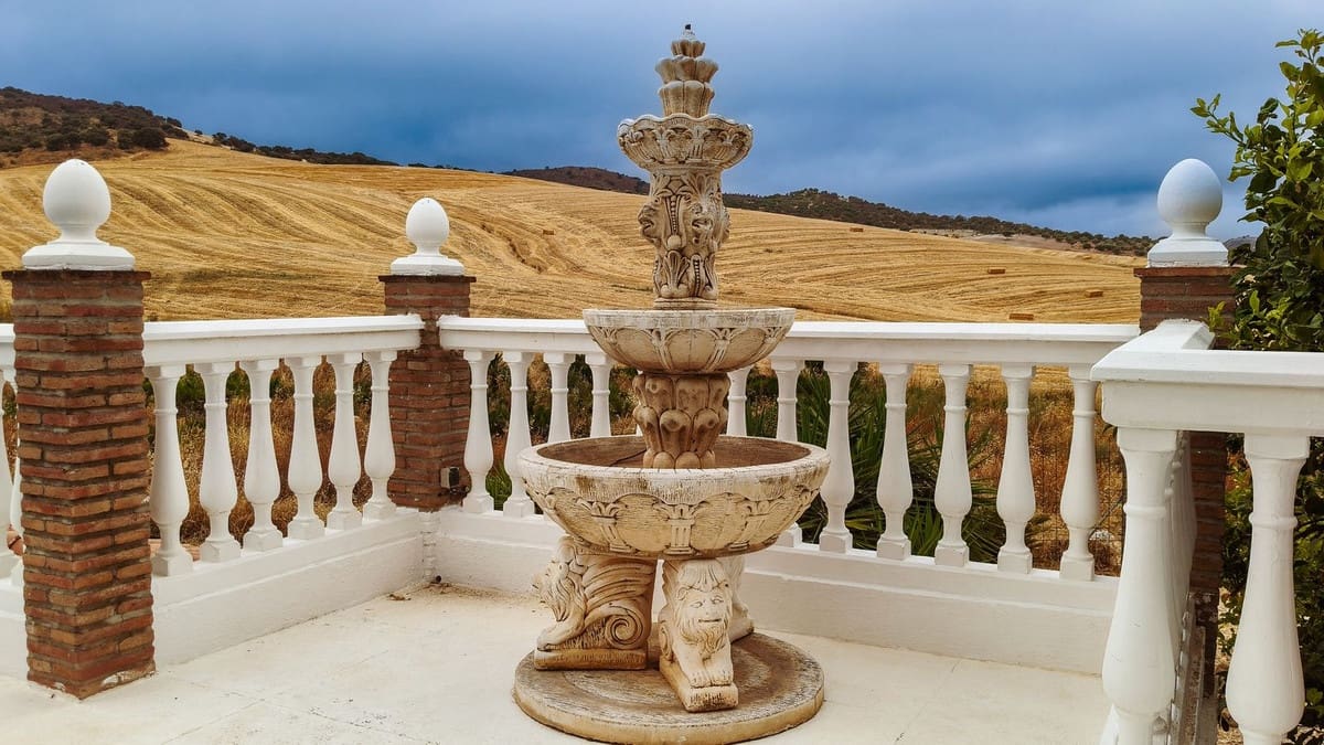 3 bedroom Finca/Country House for sale in Almogia - € 295,000 (Ref: 9439138)