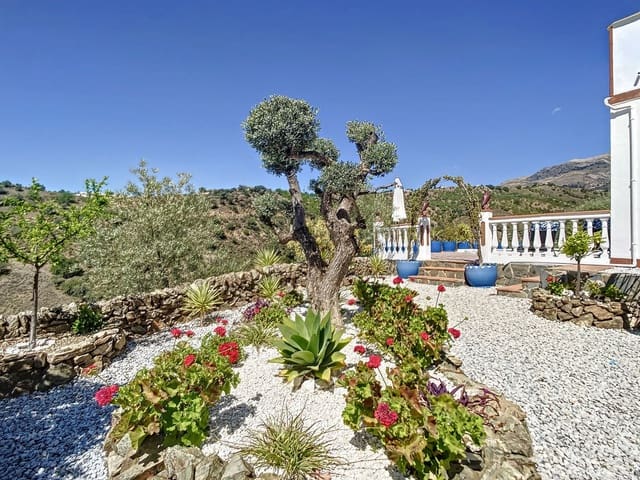 4 soveværelse Finca/Landehus til salg i Sedella - € 425.000 (Ref: 9439139)