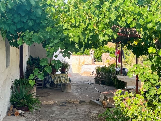 5 soveværelse Finca/Landehus til salg i Comares - € 288.000 (Ref: 9439140)